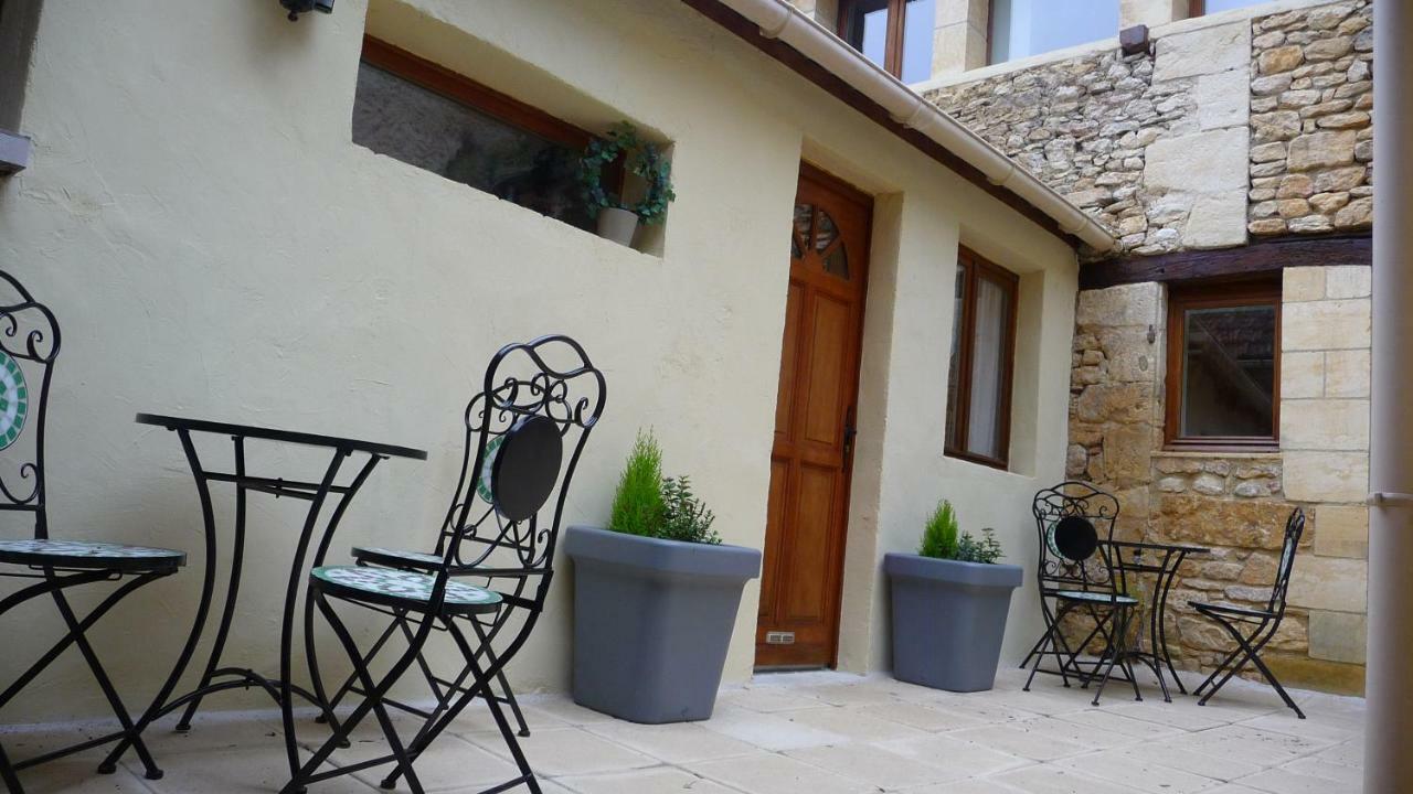 Appartement Aux Armoiries De Sarlat Bagian luar foto