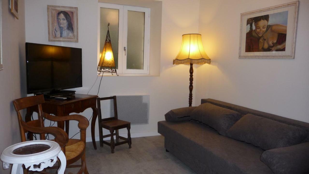 Appartement Aux Armoiries De Sarlat Bagian luar foto
